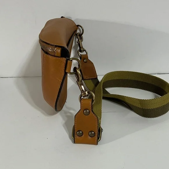Sundance Belt Bag. Tan Leather with Green Stripe Hip Belt. Made in Italy. - Picture 5 of 12